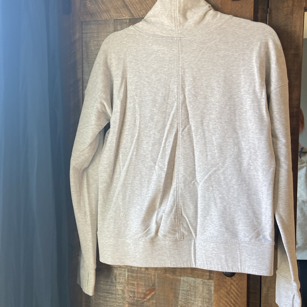 Lululemon Cowl/Turtle Neck Pullover - image 6